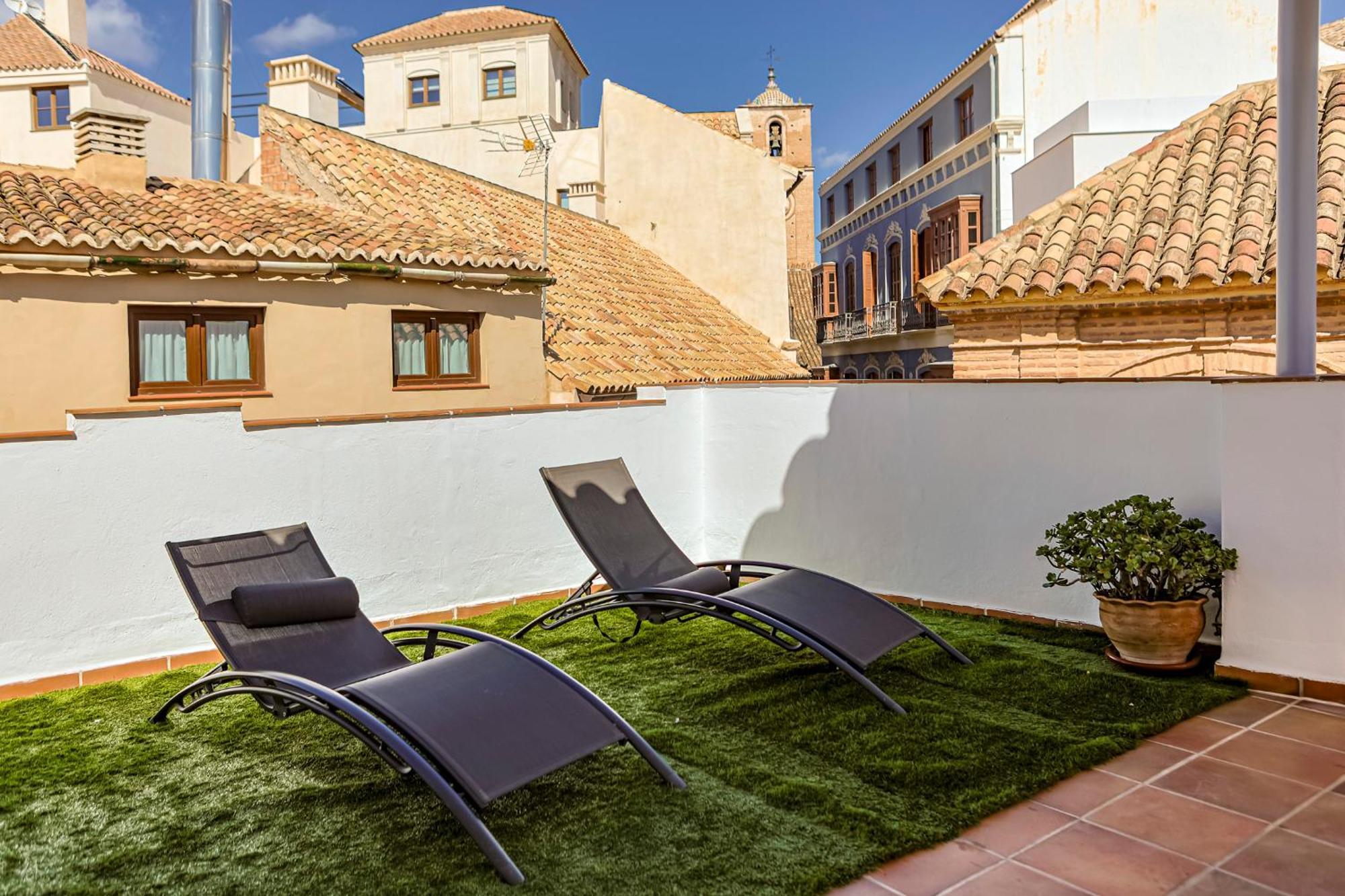 Suites Picasso Малага Экстерьер фото